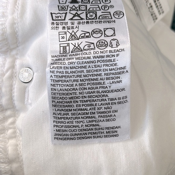 Levi’s White Denim Capris - Picture 5 of 6